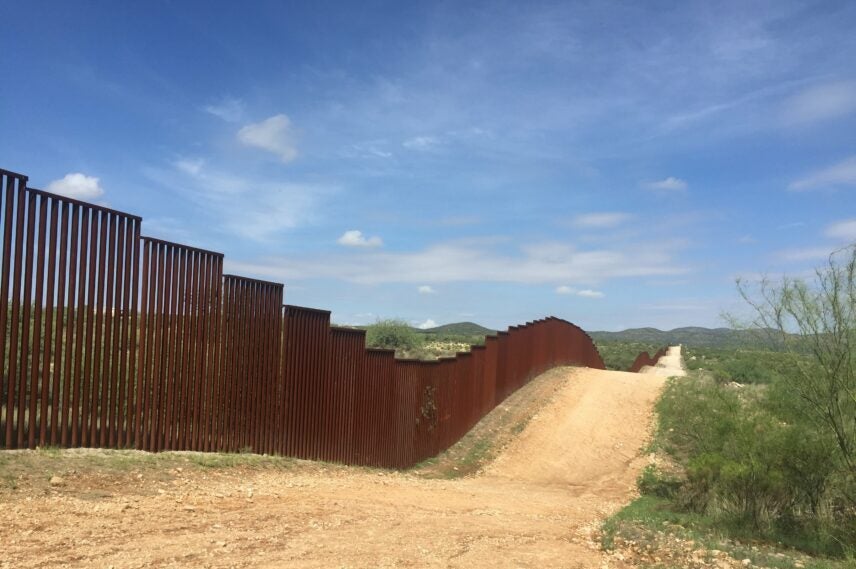 Border-Wall